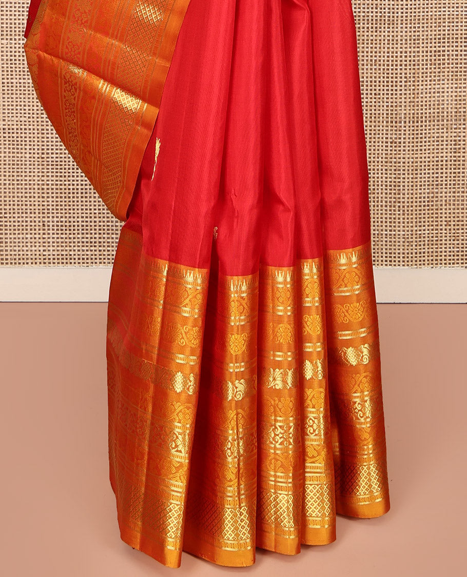 Red Venkatagiri Silk Saree, Mesmerized with Pichwai Lotus Buttas All Over Its Body, Complemented by a Contrast Traditional Zari Design Border, Pallu of Jaal Designs, and Paired with a Contrast Blouse