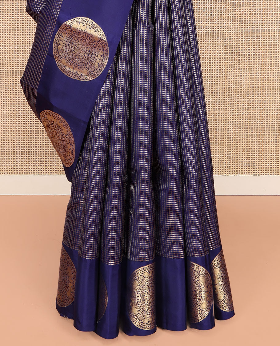 Blue Vasundhara Lite Silk Mix Saree, Gleamed Up with Zari Checked Design on Its Body, Highlighted by Zari Border Features Big Chakram Designs, Gleaming Jaal Design Pallu, and Paired with a Matching Blouse