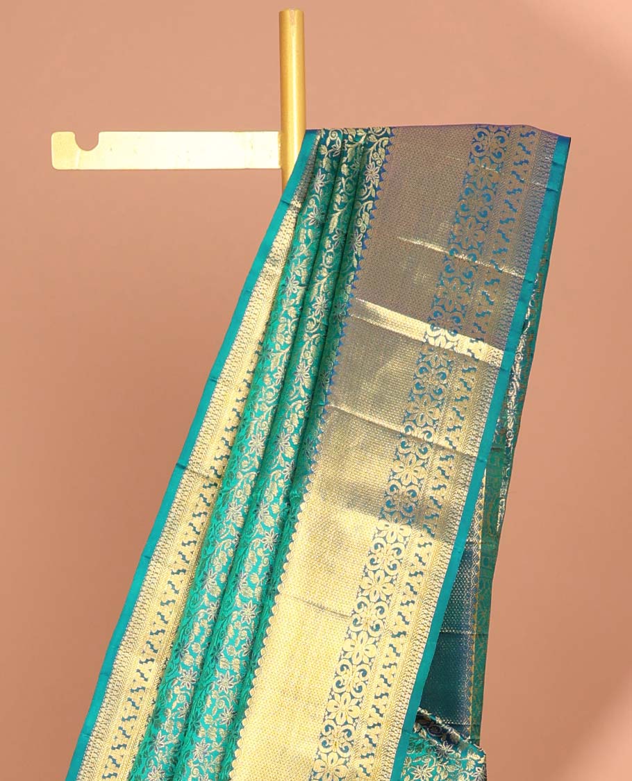 Green floral jacquard kancheepuram silk aree with self intricate zari border & argyle zari design pallu