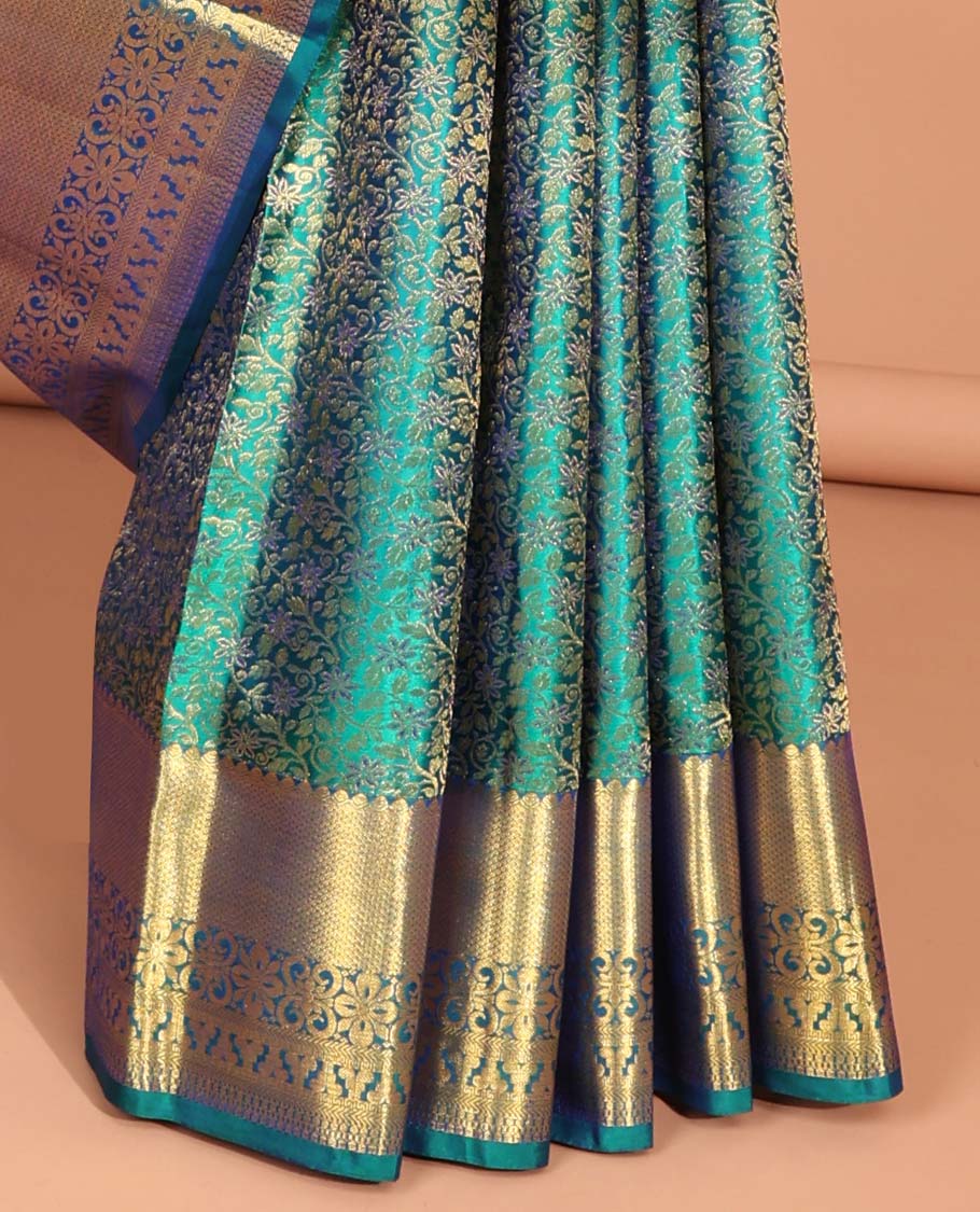 Green floral jacquard kancheepuram silk aree with self intricate zari border & argyle zari design pallu