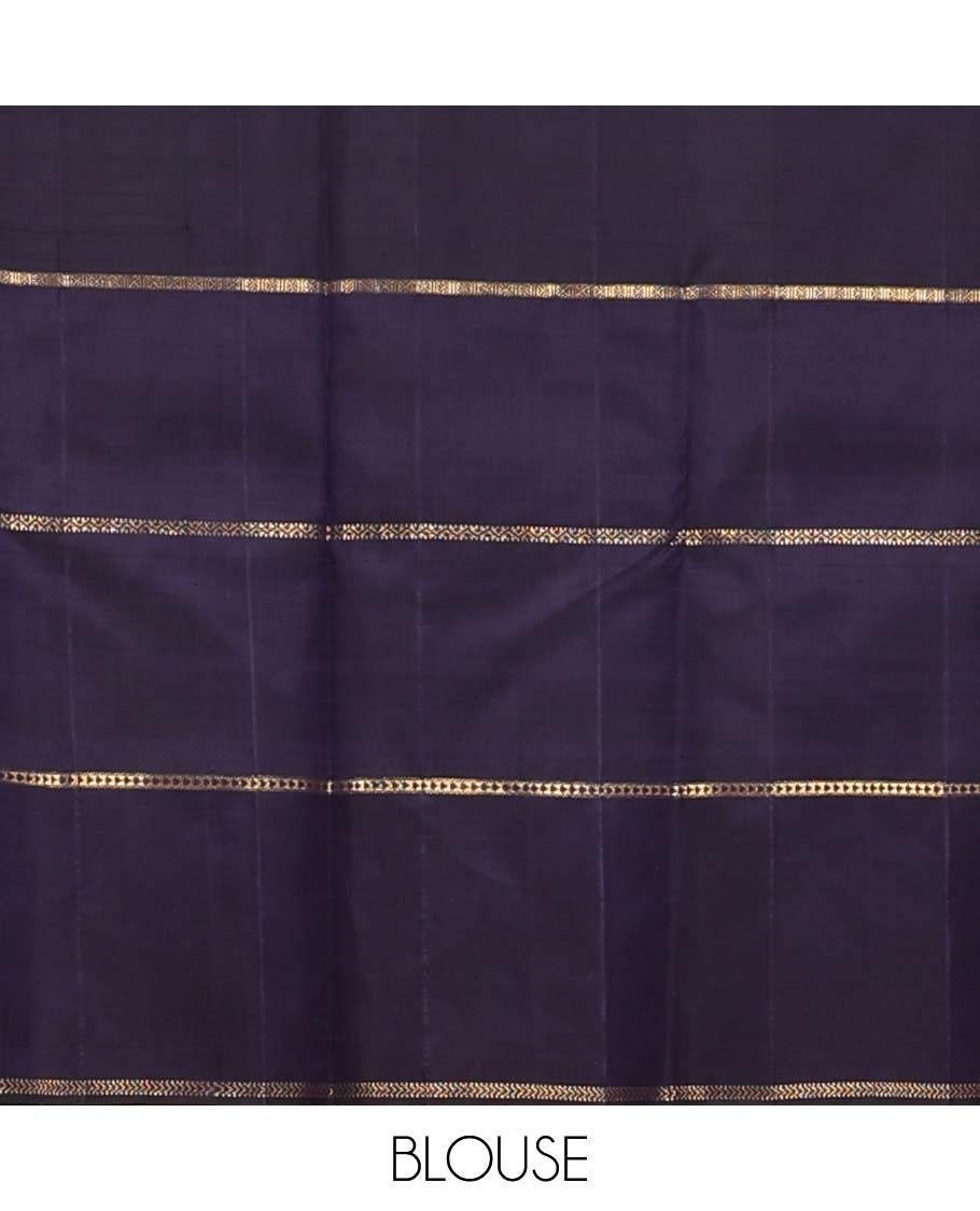 Green kili buttas Kanchipuram silk saree, contrast border of lavangam, muthu, neli, ara bogudi, and kathir stripes, and kathir design pallu