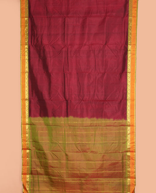Maroon plain ten-yard silk saree, contrast rettai pettu border of thazampoo rekku, manga & kathir designs & striped pallu