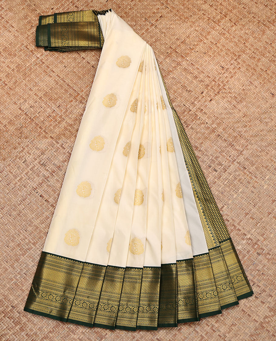 Cream Budget Silk Saree, Enthralled with Zari Buttas, Complemented by a Contrast Traditional Zari Border, Pallu of Jaal Designs, and a Contrast Blouse