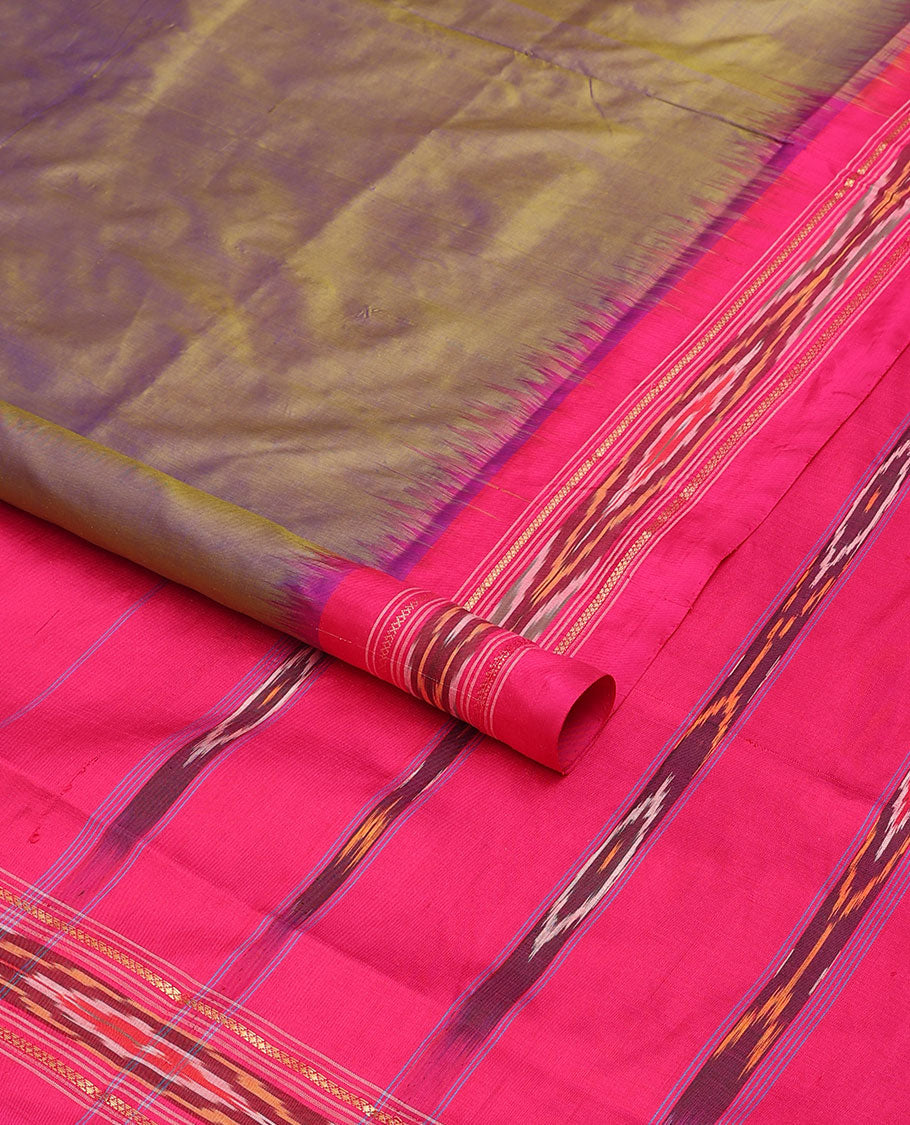 Green plain ikkat saree, contrast ikkat border & pallu of ikkat design
