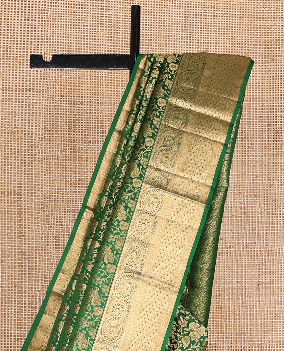 Green jacquard kanchipuram wedding silk saree, zari border of geometric patterns & jaal pallu