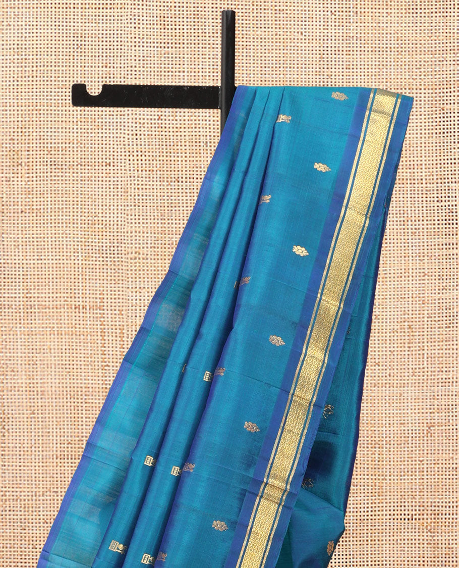 Blue Kanchipuram Silk Saree, Woven with Zari Buttas, Complemented by a Contrast Border of Banaras, and Mayil Kann Design, Zari Design Pallu, and No Blouse