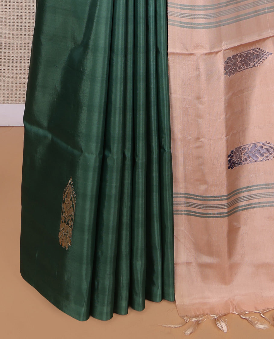 Borderless Green Banana Pith Saree, Woven with Buttas, a Contrast Pallu of Stripes and Buttas, and a Contrast Blouse
