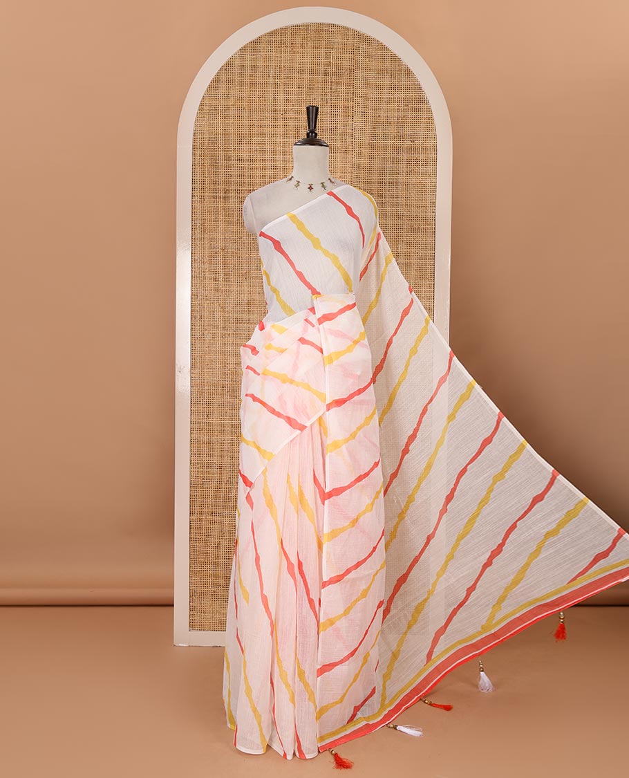 Borderless white-base leheriya-stripes printed linen cotton saree, lehariya striped pallu & contrast printed blouse