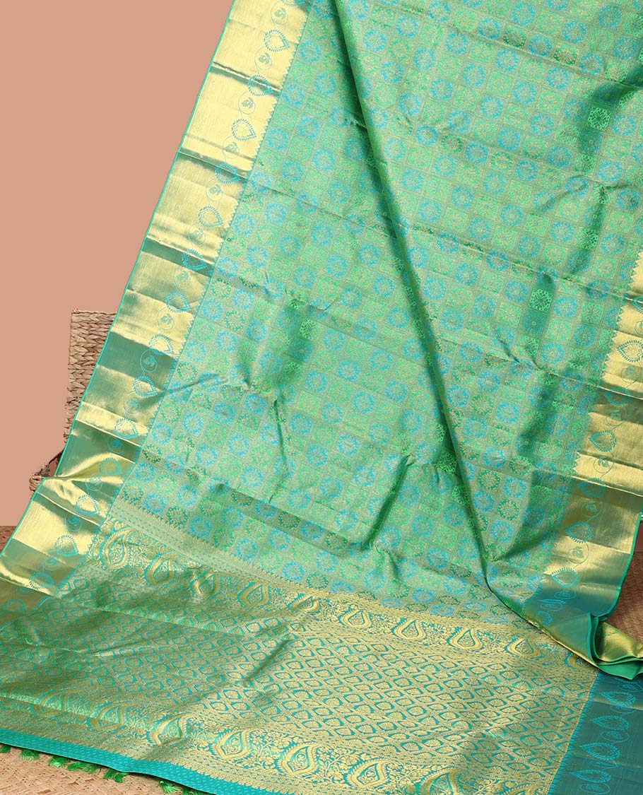 Green floral enclosed checked kancheepuram silk saree with self zari design border & floral zari design pallu
