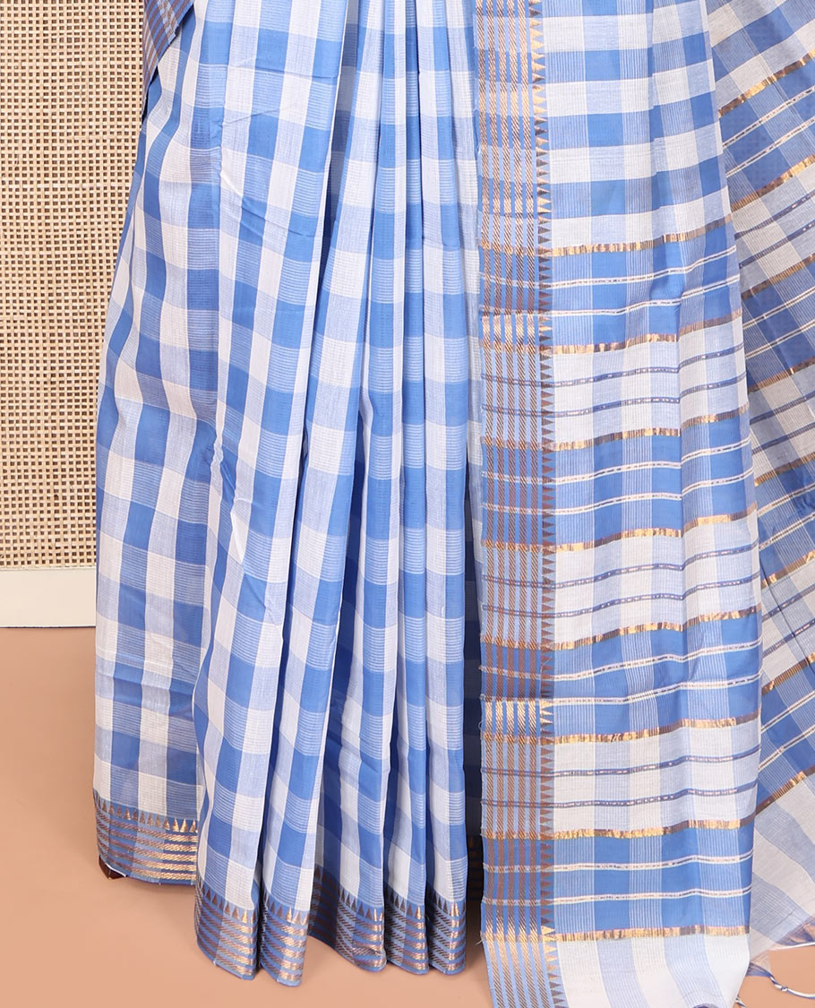 Blue Checked Mangalgiri Cotton Saree, Highlighted by Zari Temple Border, Zari-Striped Pallu, and Paired with a Matching Blouse