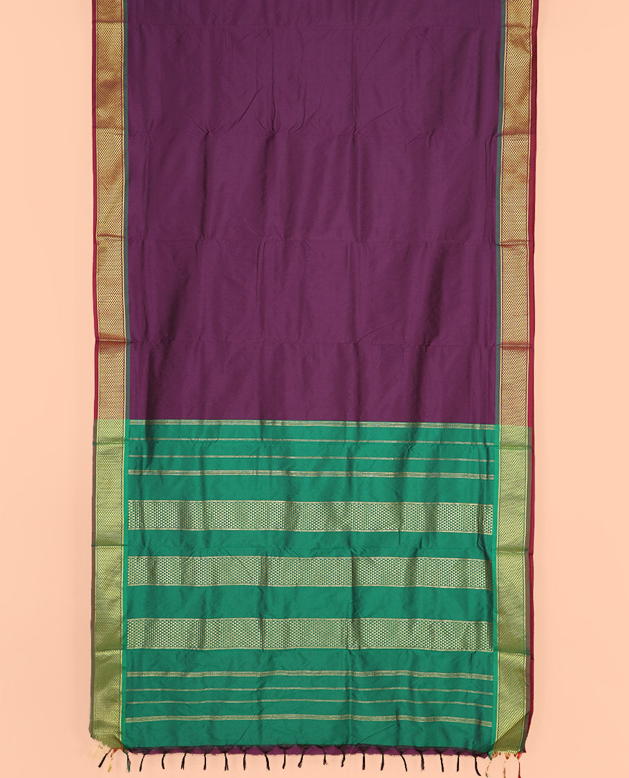Purple Plain Ten-Yard Art Silk Saree, Complemented by a Contrast Traditional Ara Maadam Border, and Pallu Elevated with Traditional Ara Maadam and Zari Designs