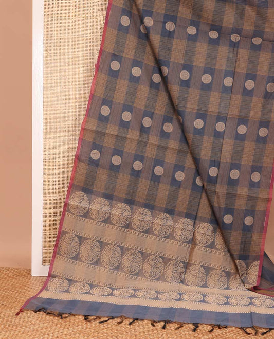 Borderless grey checked and chakram buttas Coimbatore cotton saree, pallu steeped with circular motifs
