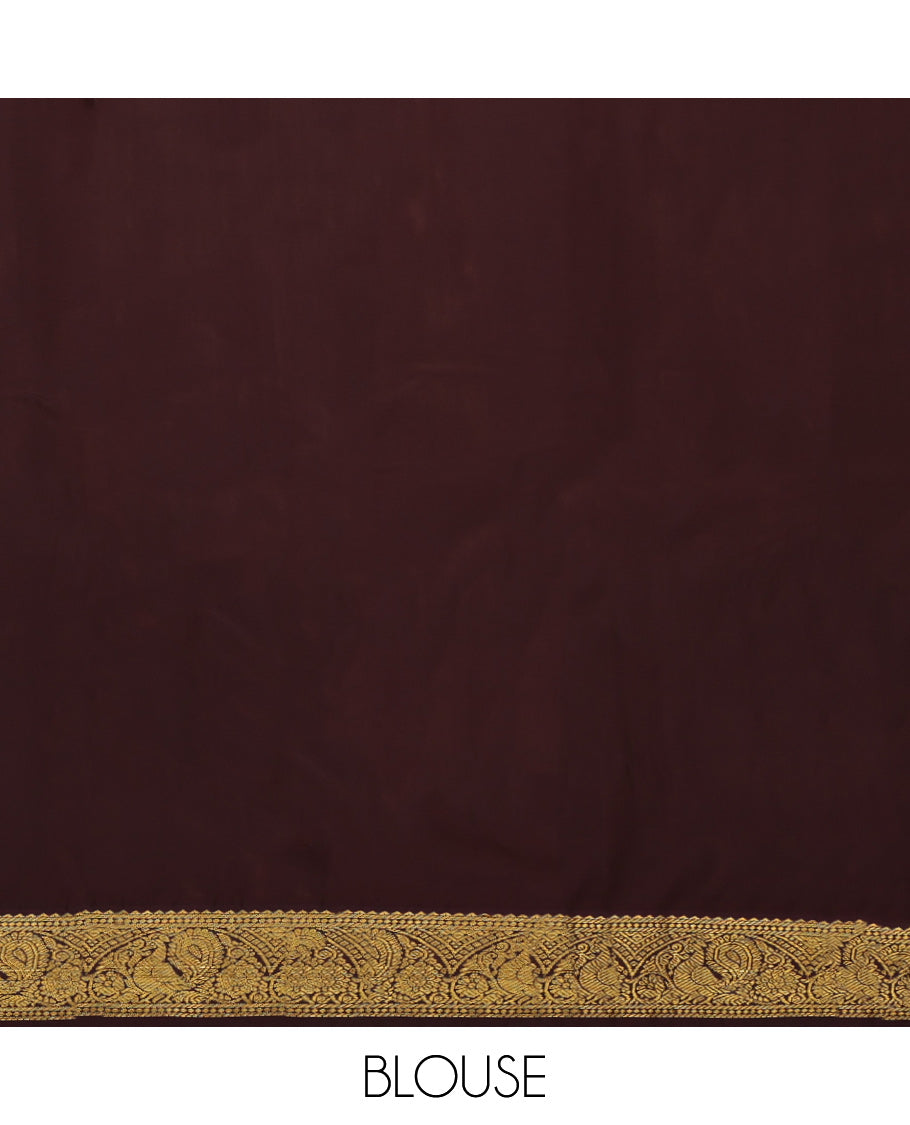 Leaf Green Budget Silk Saree, Gleamed Up with Zari Buttas and Zari Stripes on Its Body, Complemented by a Contrast Traditional Zari Border of Peacock Designs, Grand Pallu, and Paired with a Contrast Blouse