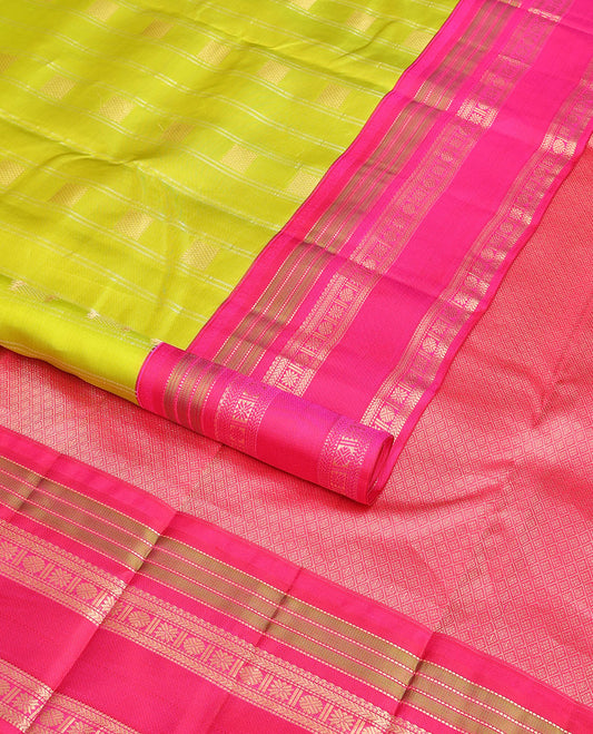 Green geometric design silk saree with contrast border of muthu, kathir, poo chakram design & geometric design pallu
