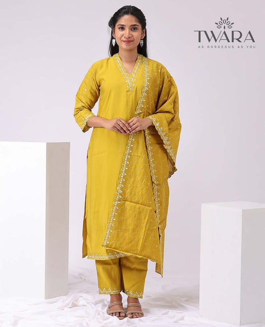 Twara mustard floral embroidery v neck, 3/4th sleeve, below knee lenght kurti with straight pants & floral embroidered scallop border dupatta