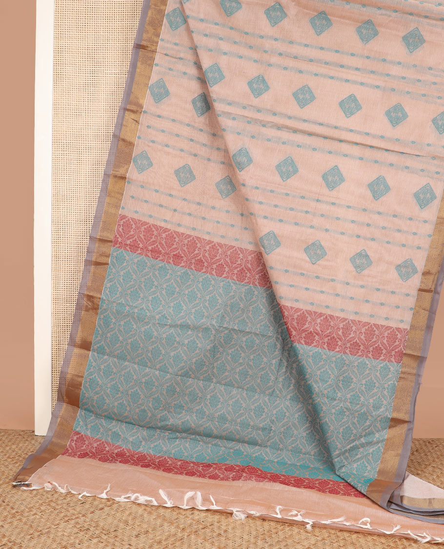 Sandal buttas kanchi cotton saree, contrast zari border, and ogee patterned pallu