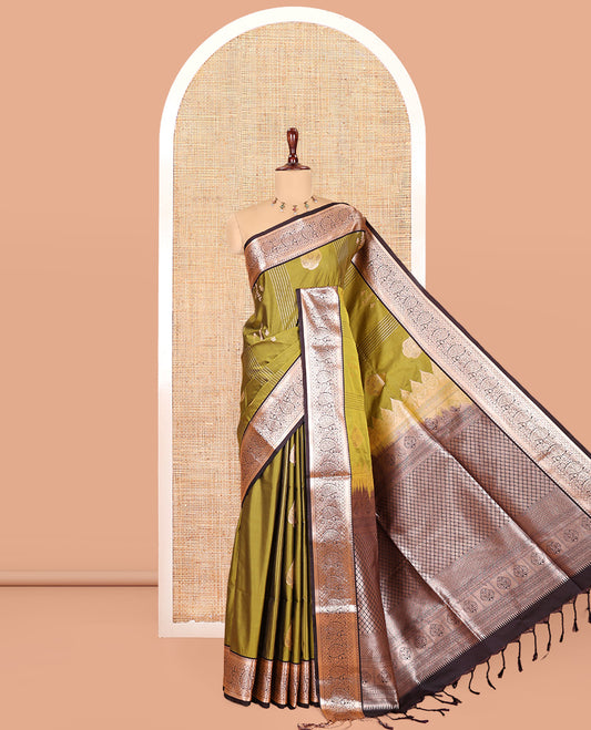 Elachi Green Elite Soft Silk Saree, Elevated with Zari Designs, Contrast Traditional Border, Jaal Pallu, and Contrast Blouse