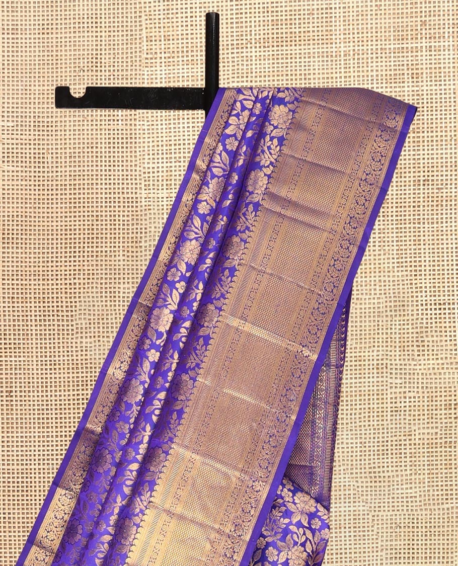 Blue Kanchipuram Wedding Silk Saree, Gleamed Up with Jacquard Design, Zari Border of Manga, Kathir, Banaras, Kodi Visiry, and Kuyil Kann, Grand Pallu, and Matching Blouse
