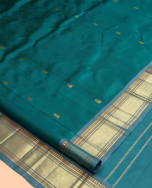 Blue Woven Contrast Kanchipuram Silk Saree