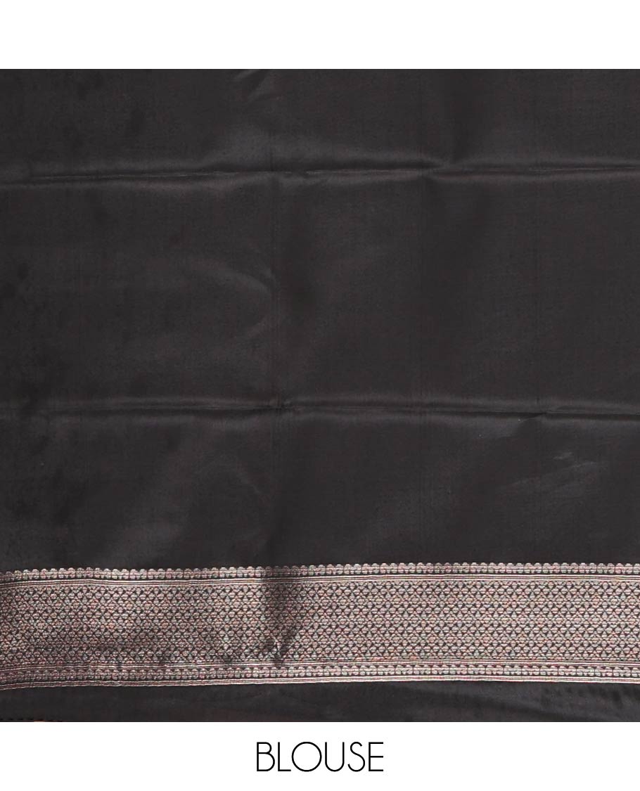 Peach zari checked & floral buttas kanchi silk saree,contrast satin border of floral zari motifs,intrictae pallu & contrast plain blouse