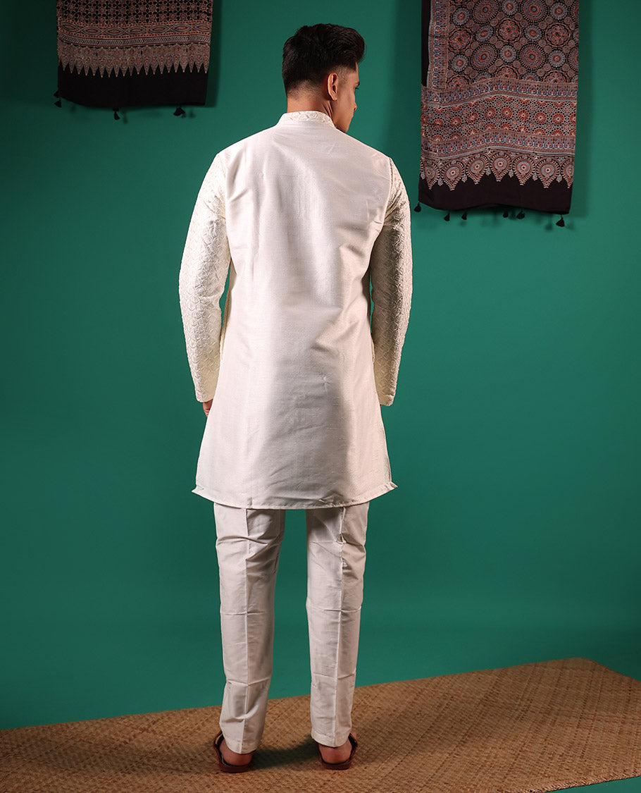 Cream leaf butta enclosed jaal thread embroidered full-sleeved men's kurta