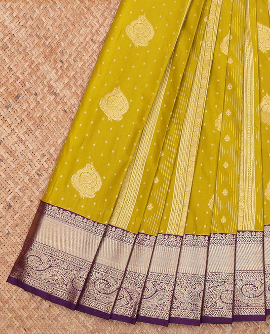 Green Budget Silk Saree, Woven with Zari Buttas on Its Body, Complemented by a Contrast Traditional Zari Design Border, Intricately Designed Pallu, and Paired with a Contrast Blouse