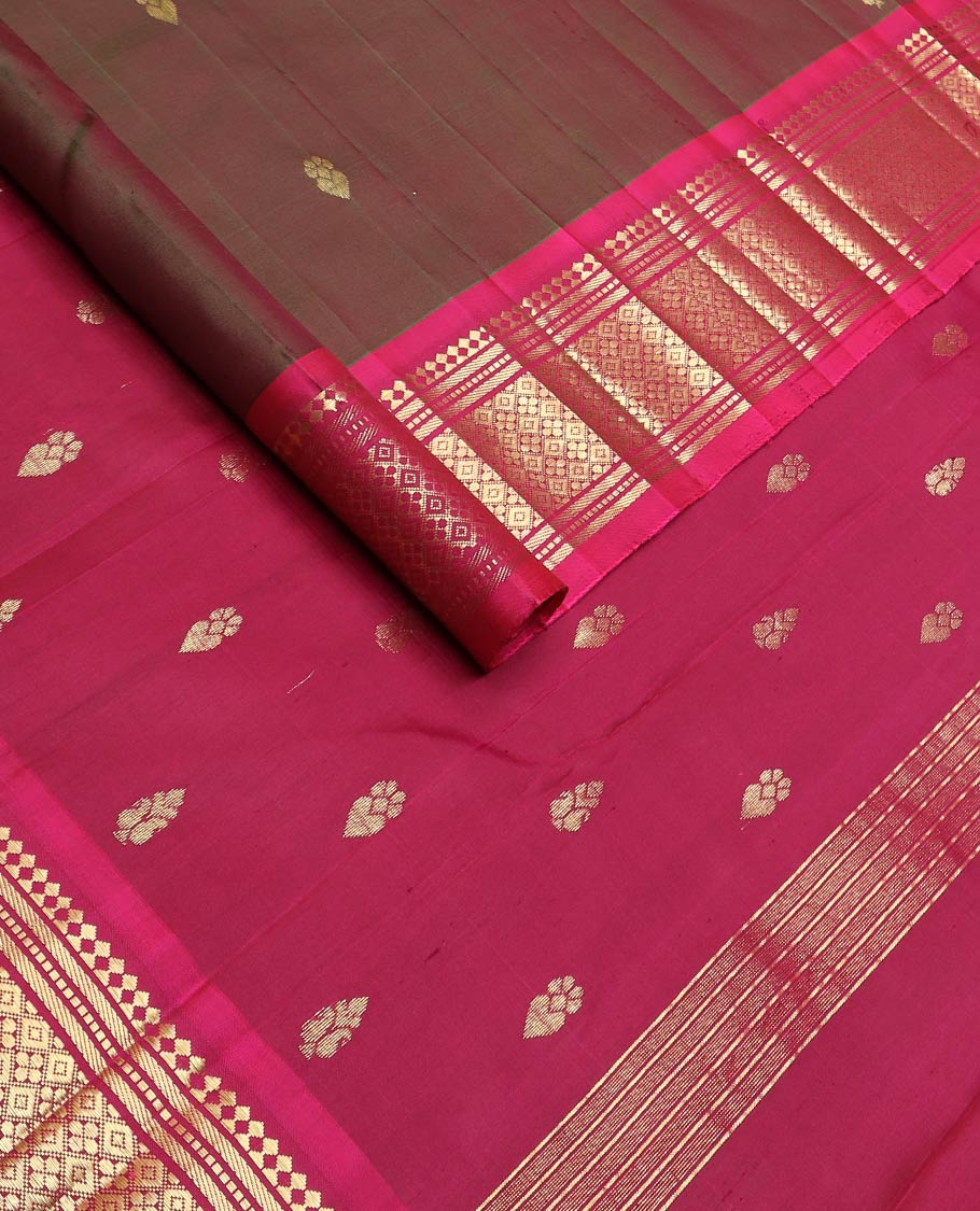 Brown zari buttas kanchipuram silk saree, contrast one-sided border of panner sombu,banaras,muthu & jaal & zari design pallu