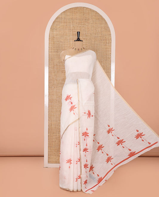 Cream Linen Cotton Saree, Entralled with Pichwai Lotus Motifs Print, Subtle Piping Border, Pallu Mirrors the Same Pichwai Lotus Print, and Paired with a Contrast Pichwai Lotus Printed Blouse