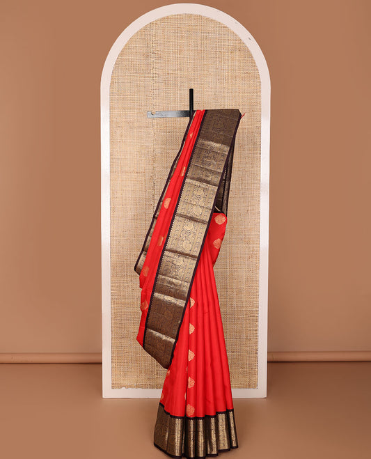 Orange zari mayil buttas silk saree, contrast arumbu manga pallu & border of salngai,muthu,mayil kann,yaanai, kili & kodi visiry
