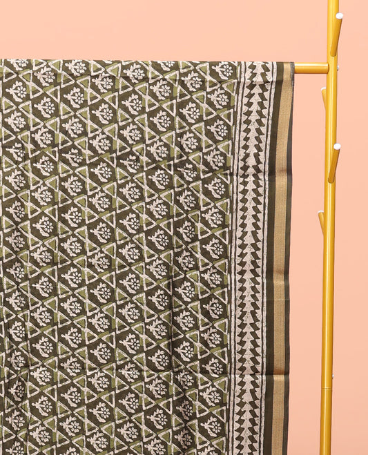 Green Kanchi Cotton Saree, Featuring Floral and Triangle Print All Over Its Body, a Subtle Border, Pallu of Floral Vine and Triangle Print, and Paired with a Contrast Blouse