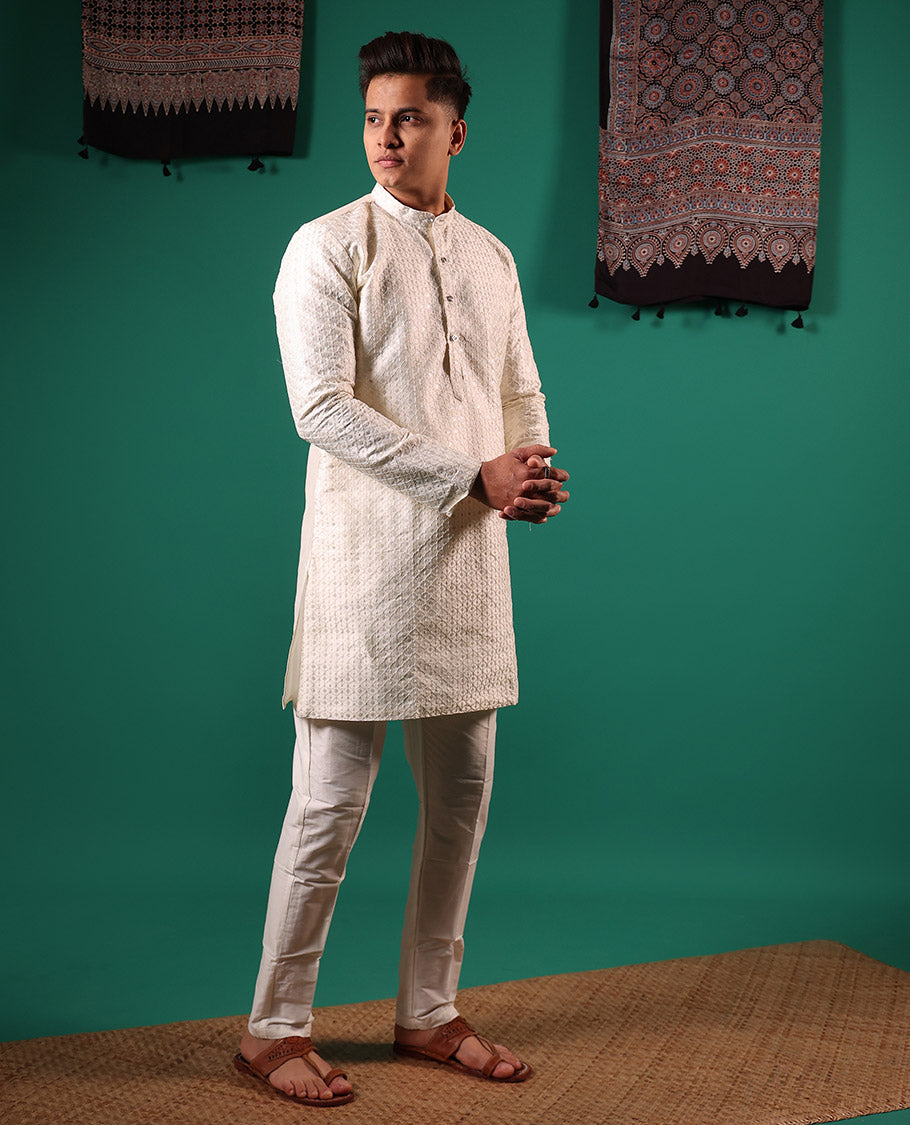 Cream jaal pattern embroidered full-sleeved men's kurta
