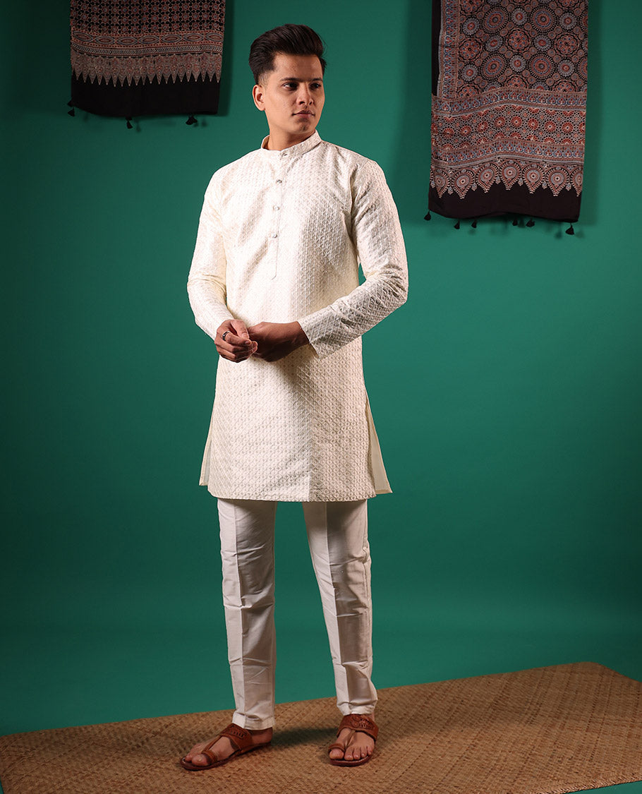 Cream jaal pattern embroidered full-sleeved men's kurta