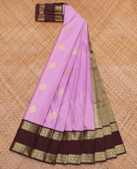 Lavender Budget Silk Saree, Elevated with Zari Buttas and Checks On Its Body, Complemented by Contrast Traditional Zari Designs Woven Rettai Pettu Border, Grand Jaal Pallu and Paired with a Contrast Blouse