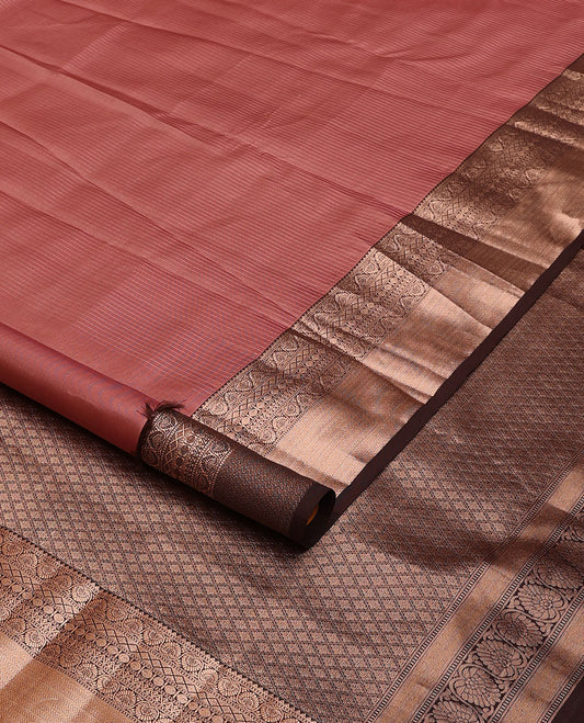 Pink striped silk saree, contrast border of rekku, muthu, dhavana kodi, diamond, rudraksham, neli, vanki design & jaal pallu
