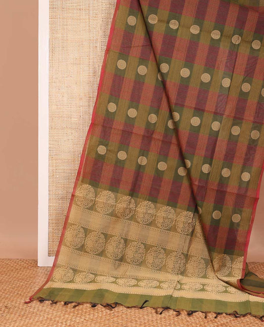 Borderless multi-color checked and chakram buttas Coimbatore cotton saree, pallu steeped with circular motifs