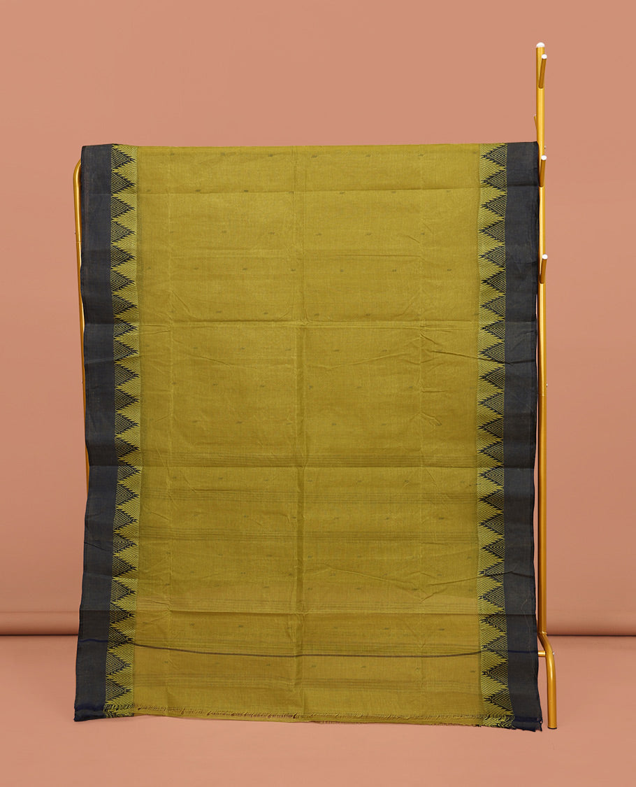 Green Plain Bengal Cotton Saree, Complemented by a Contrast Temple Design Border, Pallu of Buttas and Stripes, and Paired with a Matching Blouse