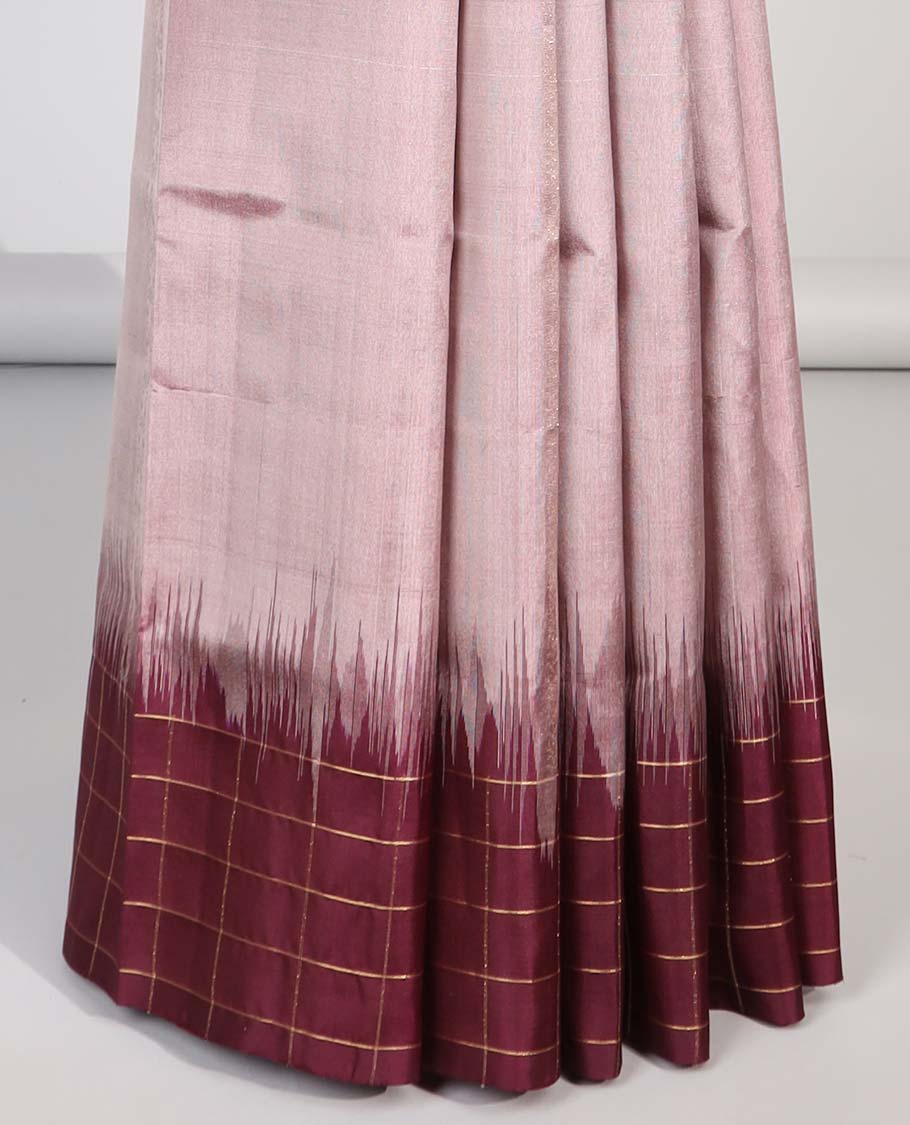 Peach soft silk saree with contrast checked border & floral jacquard design pallu