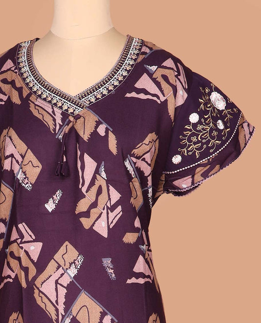 Purple geometric motifs printed with neck lace embroidered leaf-neck half-sleeve cotton nighty