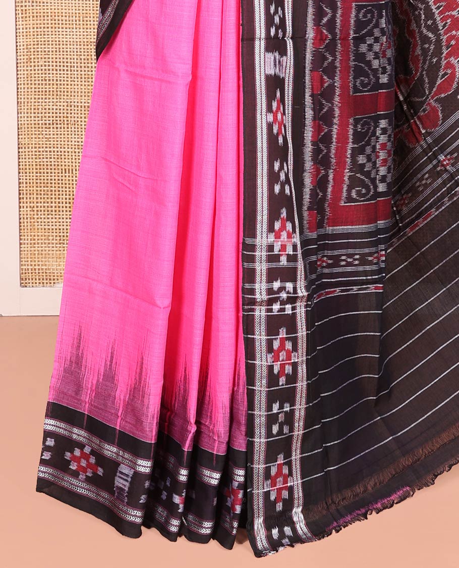 Pink Plain Odisha Cotton Saree, Complemented by a Contrast Temple Border of Pasapalli Weaves, Pallu Features Intricate Patterns, and Has No Blouse