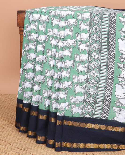 Green pichwai printed sungudi cotton saree with contrast double pad, rudraksh border