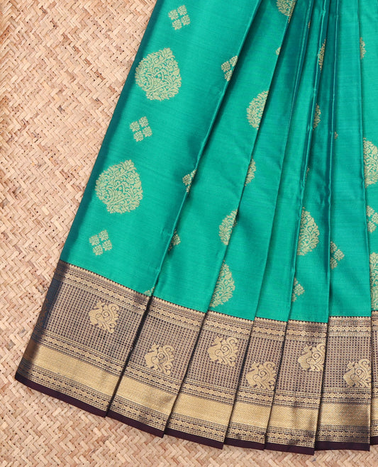 Green Budget Silk Saree, Elevated with Zari Buttas, Complemented by a Contrast Traditional Zari Border, Grand Pallu, and a Contrast Blouse