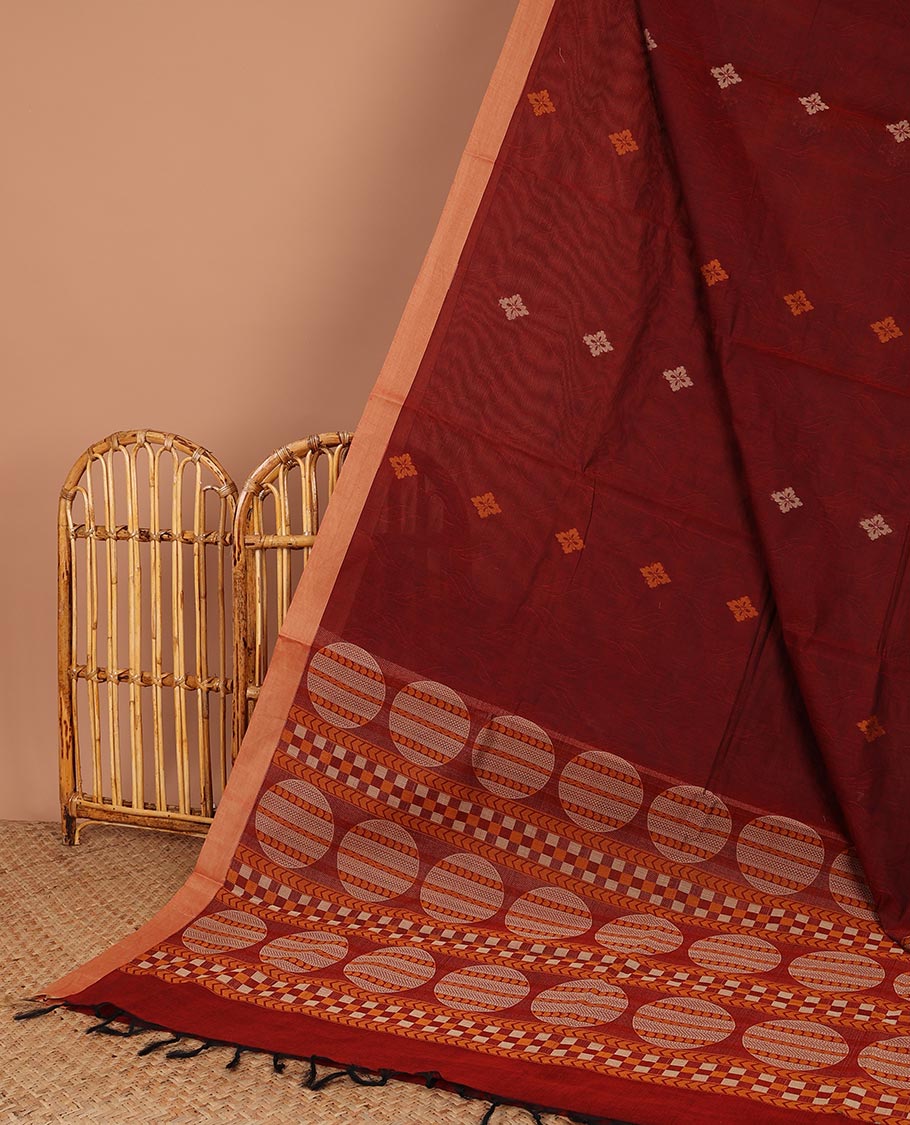 Green buttas Coimbatore cotton saree, plain border & geometric motifs pallu