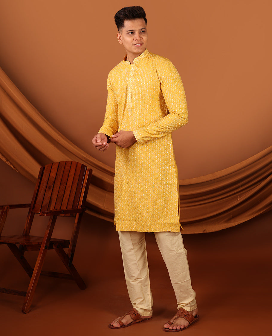 Yellow Jaal-Pattern Embroidered Full-Sleeved Men's Kurta With Pant