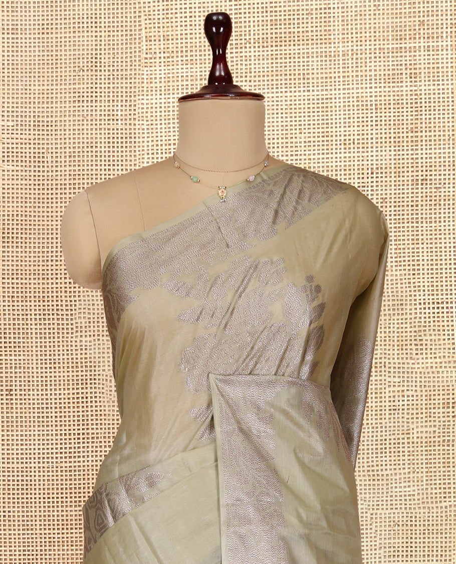 Pale Green Tusser Silk Saree, Delicately Woven with Floral Design, a Zari Border, Floral Pallu, and a Matching Blouse