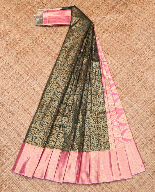 Green Budget Silk Saree, Elegantly Highlighted with Jacquard Design, Complemented by Contrast Traditional Zari Border, Paisley Pallu, and Contrast Blouse
