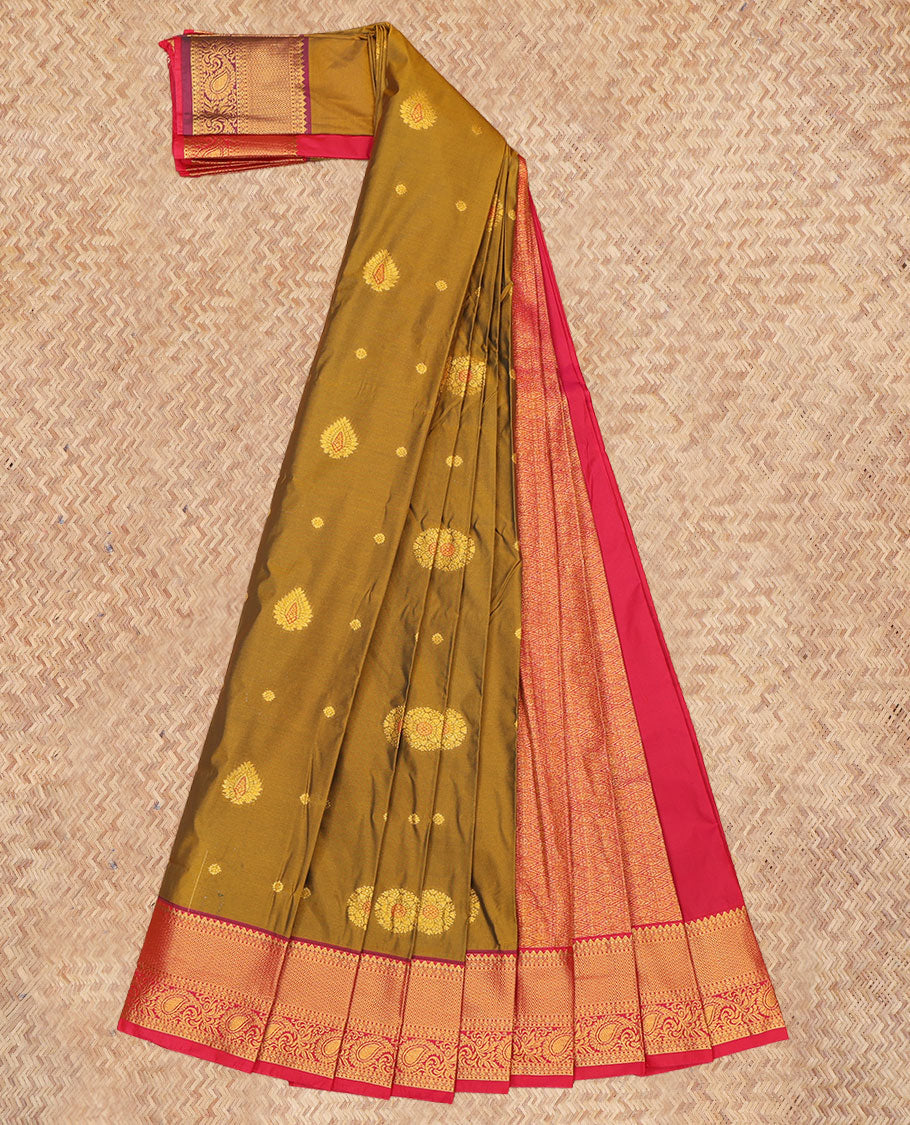 Green Budget Silk Saree, Highlighted by Zari Buttas, a Contrast Traditional Zari Border, Grand Jaal Pallu, and a Contrast Blouse