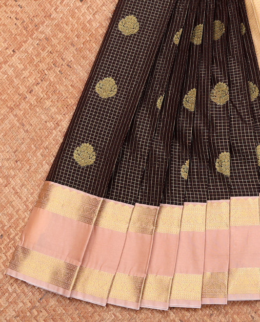 Brown Budget Silk Saree, Bedecked with Zari Buttas and Checks, Complemented by a Contrast Traditional Zari Rettai Pettu Border, Grand Pallu, and Contrast Blouse