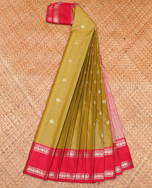 Green Budget Silk Saree, Detailed with Zari Buttas and Stripes on Its Body, Complemented by a Contrast Traditional Zari Design Rettai Pettu Border, Grand Jaal Pallu, and Paired with a Contrast Blouse