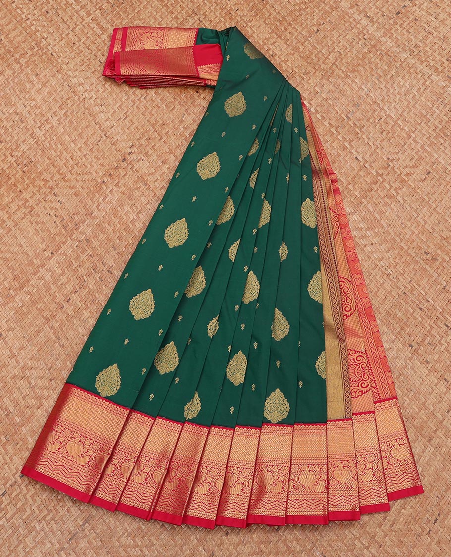 Green Budget Silk Saree, Woven with Zari Buttas, Complemented by Contrast Traditional Zari Border, Grand Pallu, and Contrast Blouse