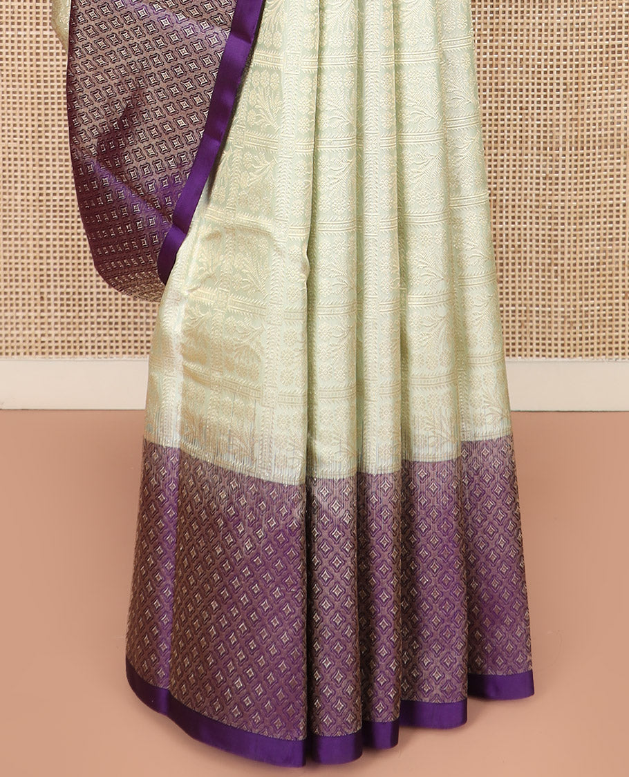 Pale Green Kanchipuram Silk Saree, Beautifully Bedecked with Jacquard Design All Over Its Body, Complemented by a Contrast Border of Jaal Designs, Pallu of Jaal Designs, and Paired with a Contrast Blouse